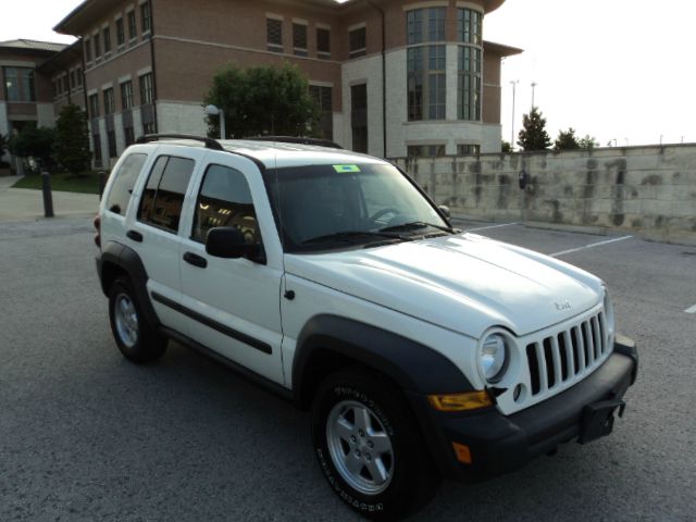 Jeep Liberty 2006 photo 7