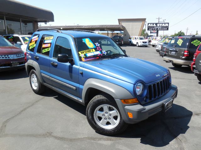 Jeep Liberty 2006 photo 3