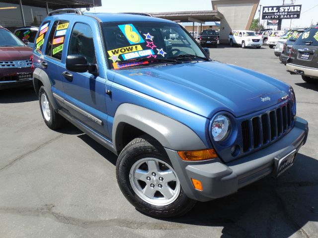 Jeep Liberty 2006 photo 4