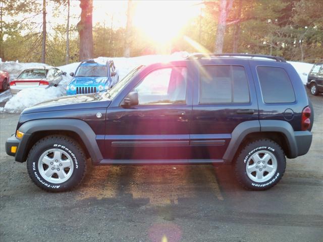 Jeep Liberty 2006 photo 3