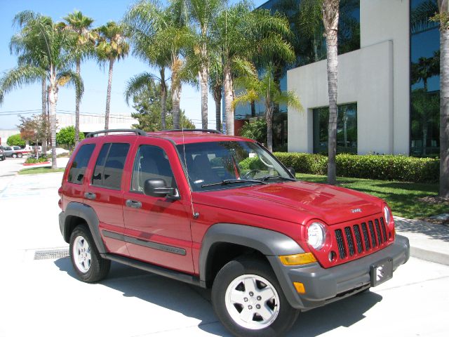 Jeep Liberty 2006 photo 3