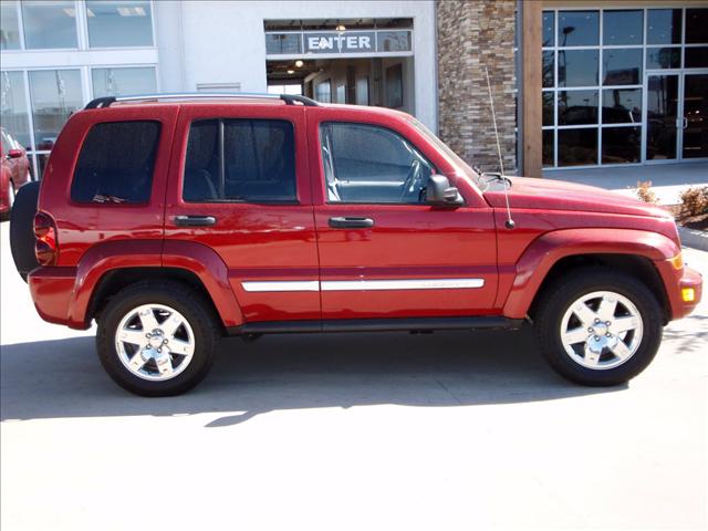 Jeep Liberty 2006 photo 1