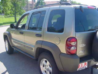 Jeep Liberty 2006 photo 3