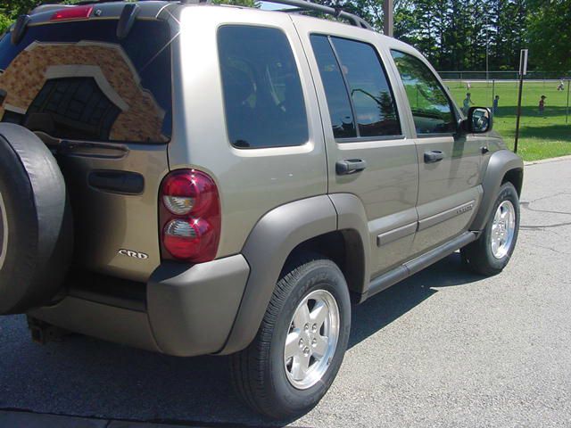 Jeep Liberty 2006 photo 4