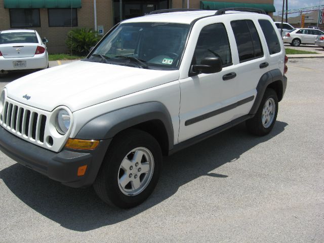 Jeep Liberty 2006 photo 3