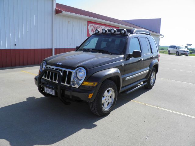 Jeep Liberty Super SUV