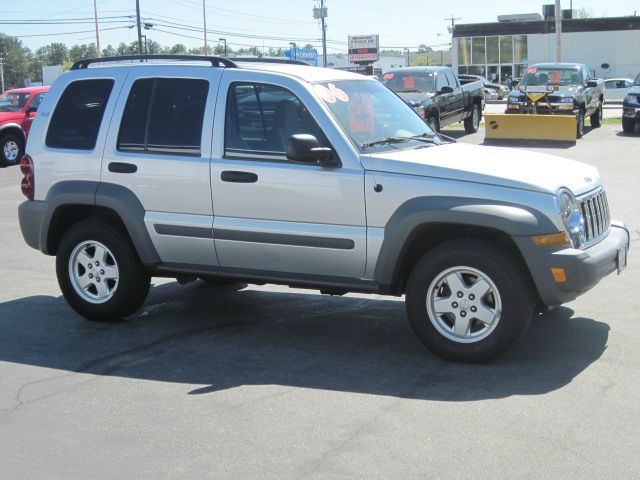 Jeep Liberty 2006 photo 6