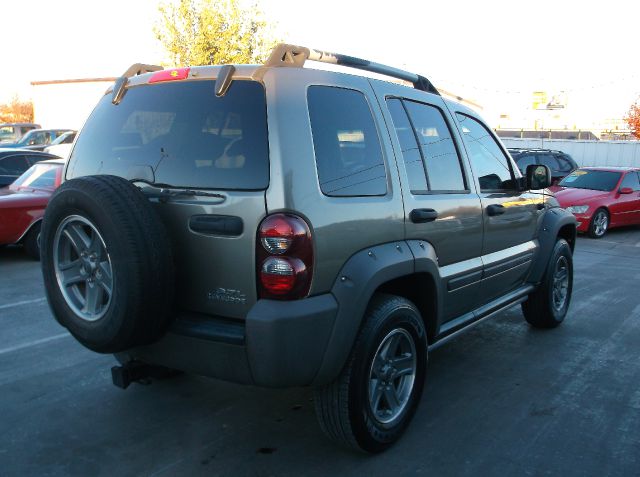 Jeep Liberty 2006 photo 1