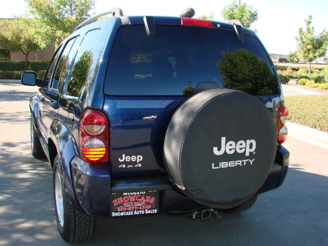 Jeep Liberty 2006 photo 3