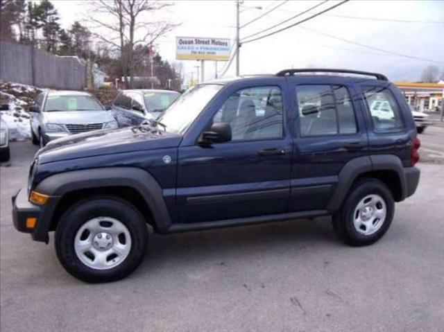 Jeep Liberty 2006 photo 4