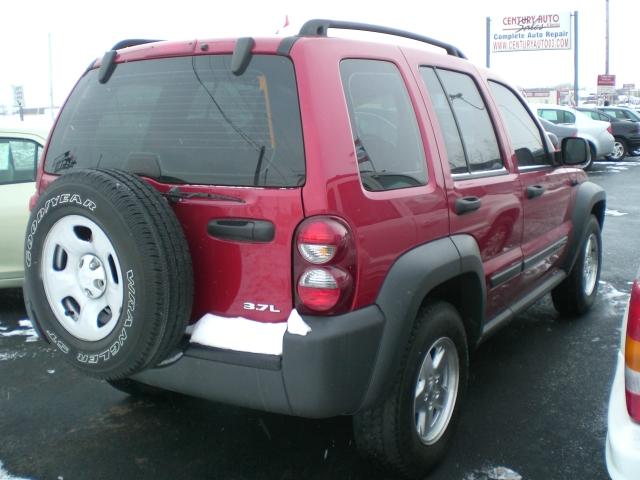 Jeep Liberty 2006 photo 2