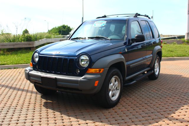 Jeep Liberty 2006 photo 27