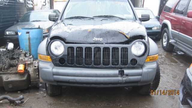 Jeep Liberty 2006 photo 2