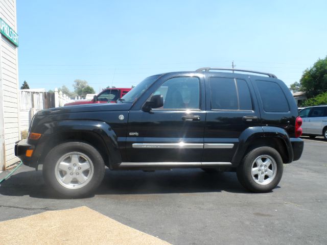 Jeep Liberty 2006 photo 3