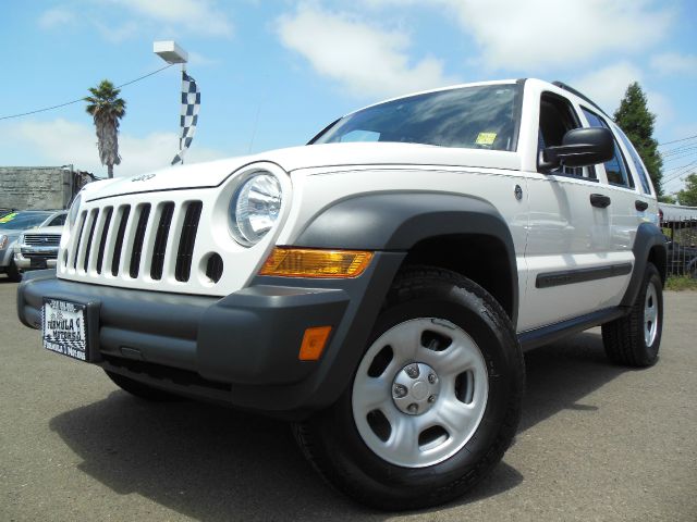 Jeep Liberty 2006 photo 1