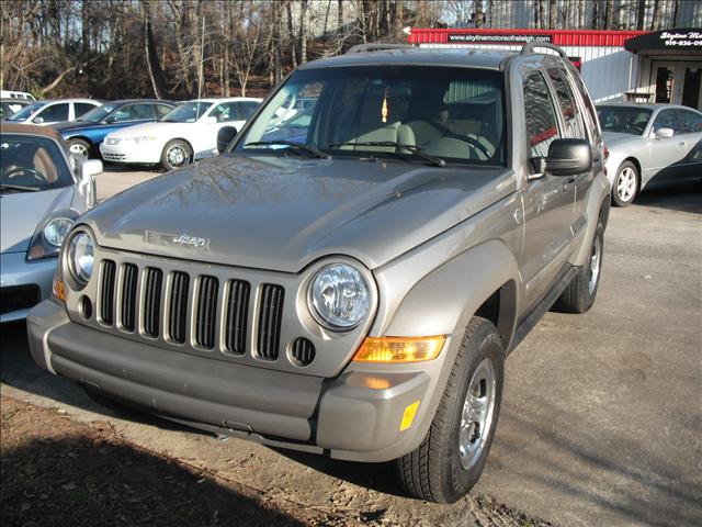 Jeep Liberty 2006 photo 3