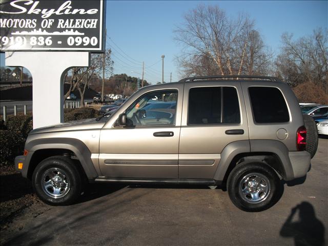 Jeep Liberty 2006 photo 4