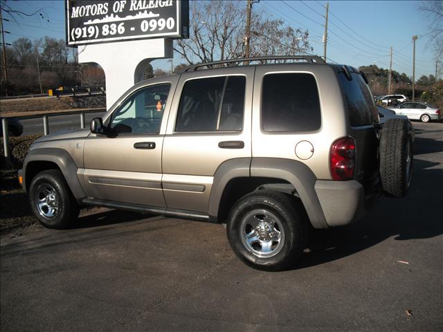 Jeep Liberty 2006 photo 5