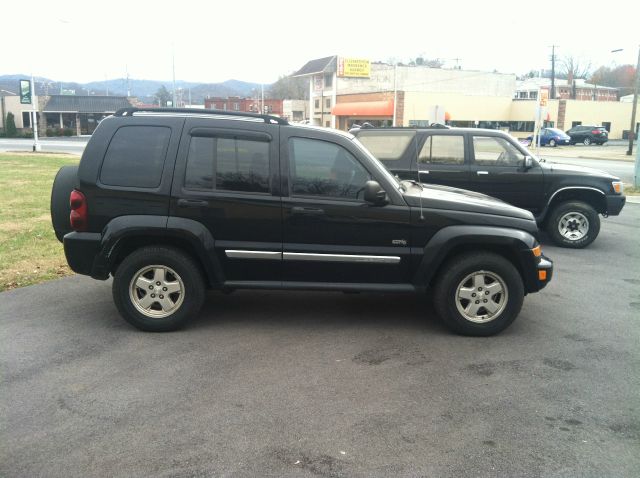 Jeep Liberty 2006 photo 1