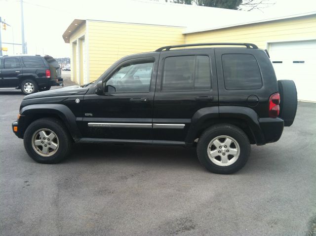 Jeep Liberty 2006 photo 4