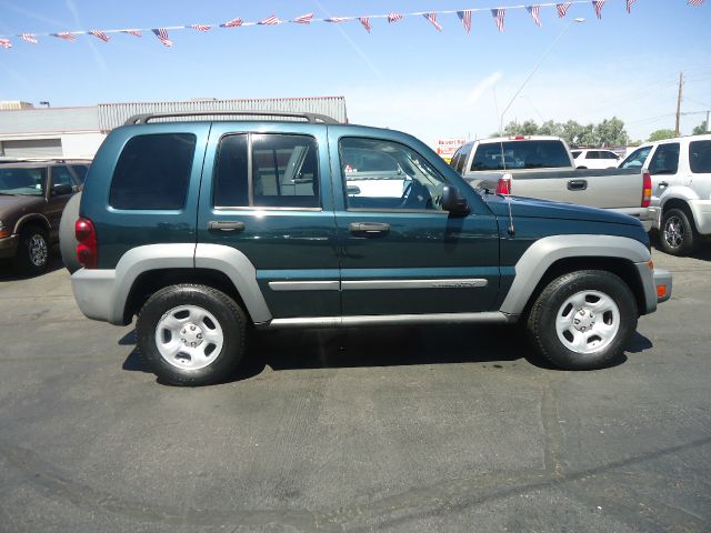 Jeep Liberty 2006 photo 3