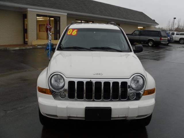 Jeep Liberty 2006 photo 1