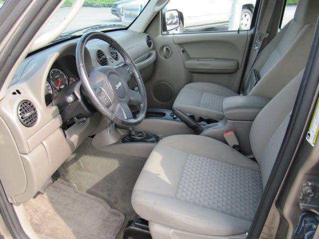 Jeep Liberty 2006 photo 5