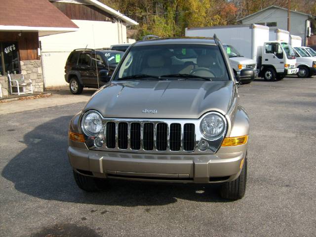 Jeep Liberty 2006 photo 1