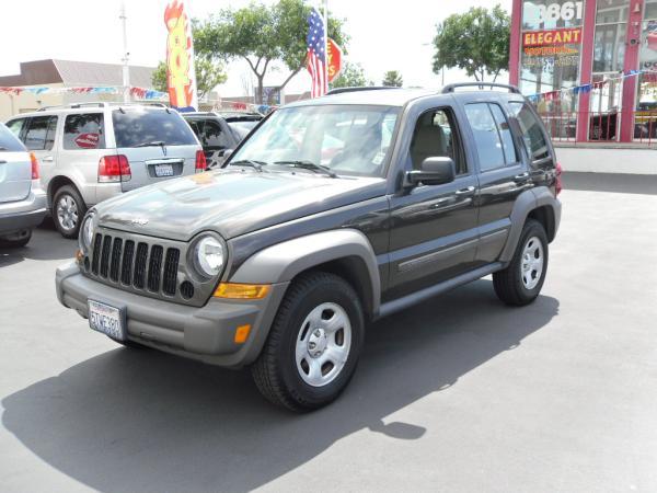 Jeep Liberty 2006 photo 2