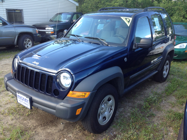 Jeep Liberty 2006 photo 4