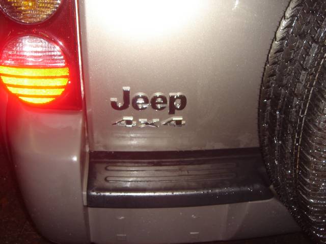 Jeep Liberty 2006 photo 3