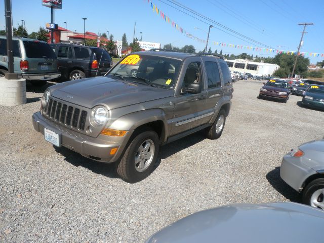 Jeep Liberty 2006 photo 3