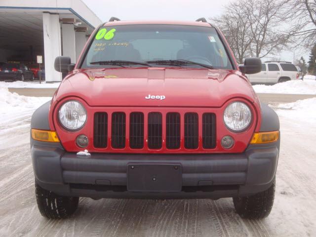 Jeep Liberty 2006 photo 2