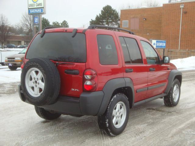 Jeep Liberty 2006 photo 4