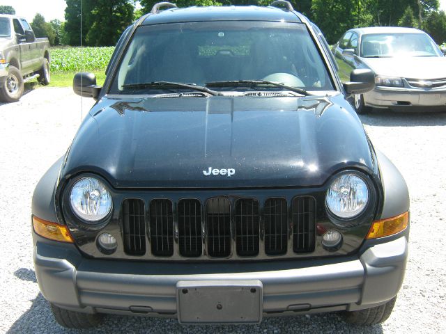 Jeep Liberty 2006 photo 2