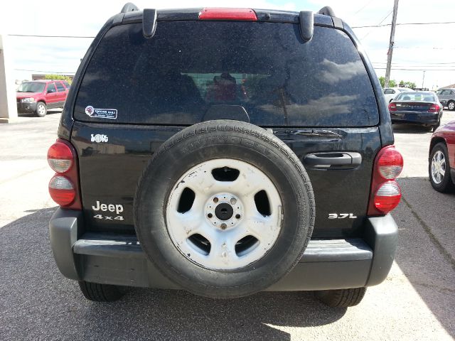 Jeep Liberty 2006 photo 3