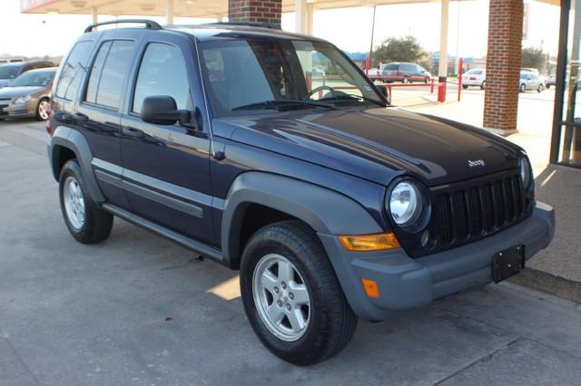 Jeep Liberty 2006 photo 3