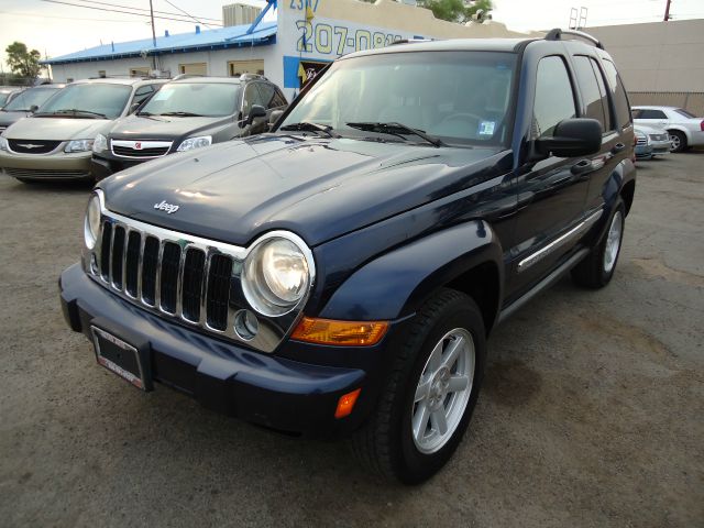 Jeep Liberty 2006 photo 1