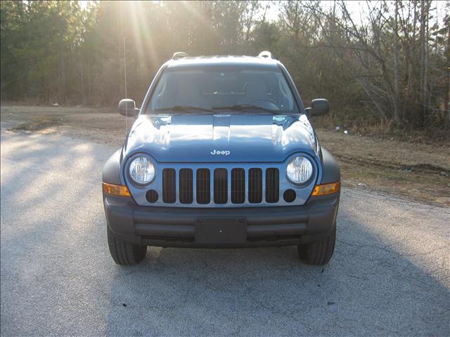 Jeep Liberty 2006 photo 4