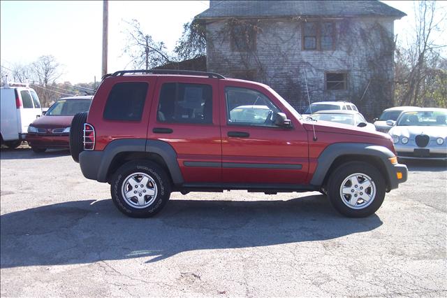 Jeep Liberty 2006 photo 3