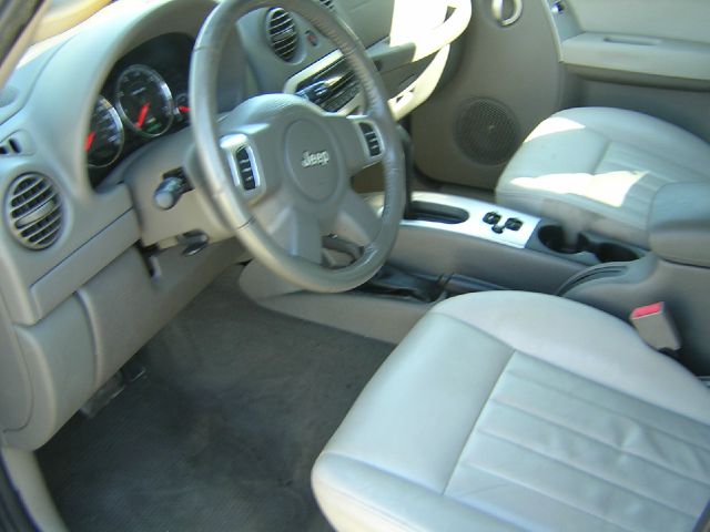 Jeep Liberty 2006 photo 1