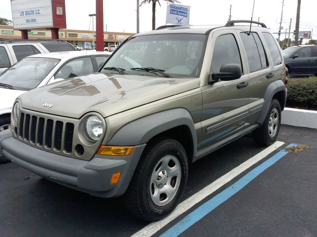 Jeep Liberty 2006 photo 4