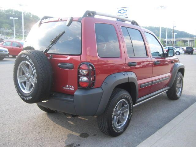 Jeep Liberty 2006 photo 1