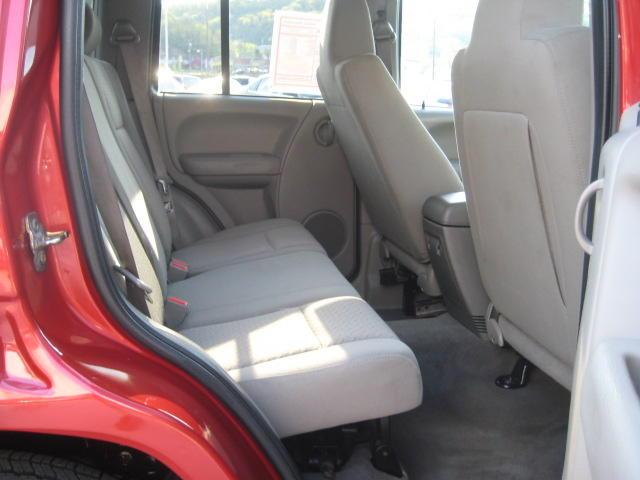 Jeep Liberty 2006 photo 5