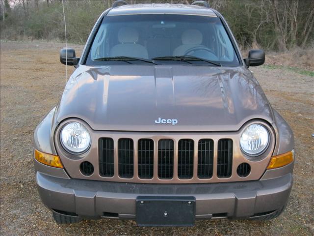 Jeep Liberty 2006 photo 1