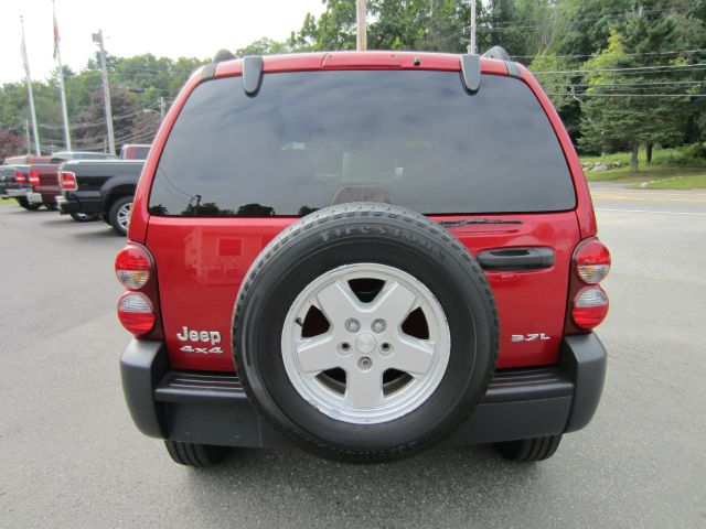 Jeep Liberty 2006 photo 1