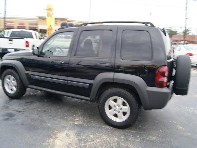 Jeep Liberty 2006 photo 5