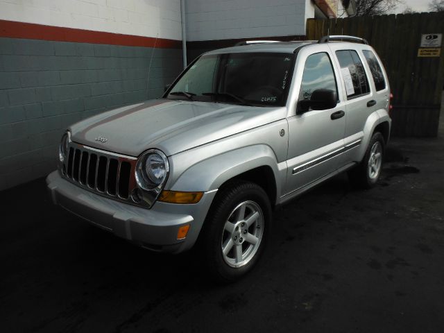 Jeep Liberty 2006 photo 4