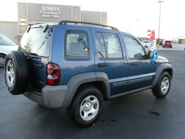 Jeep Liberty 2006 photo 1