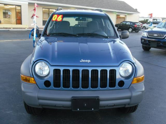 Jeep Liberty 2006 photo 4